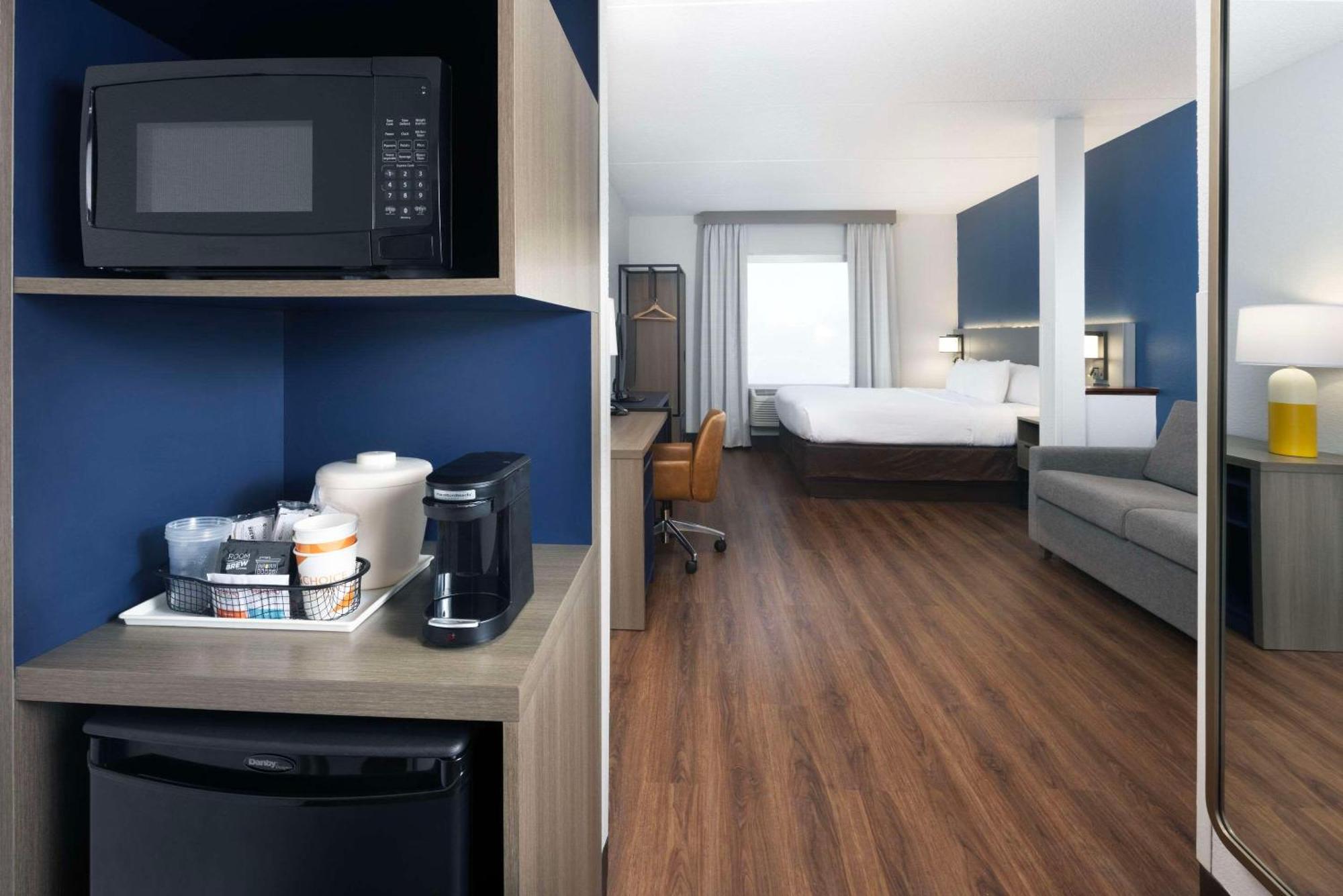 Comfort Suites Outlet Center Asheville Dış mekan fotoğraf