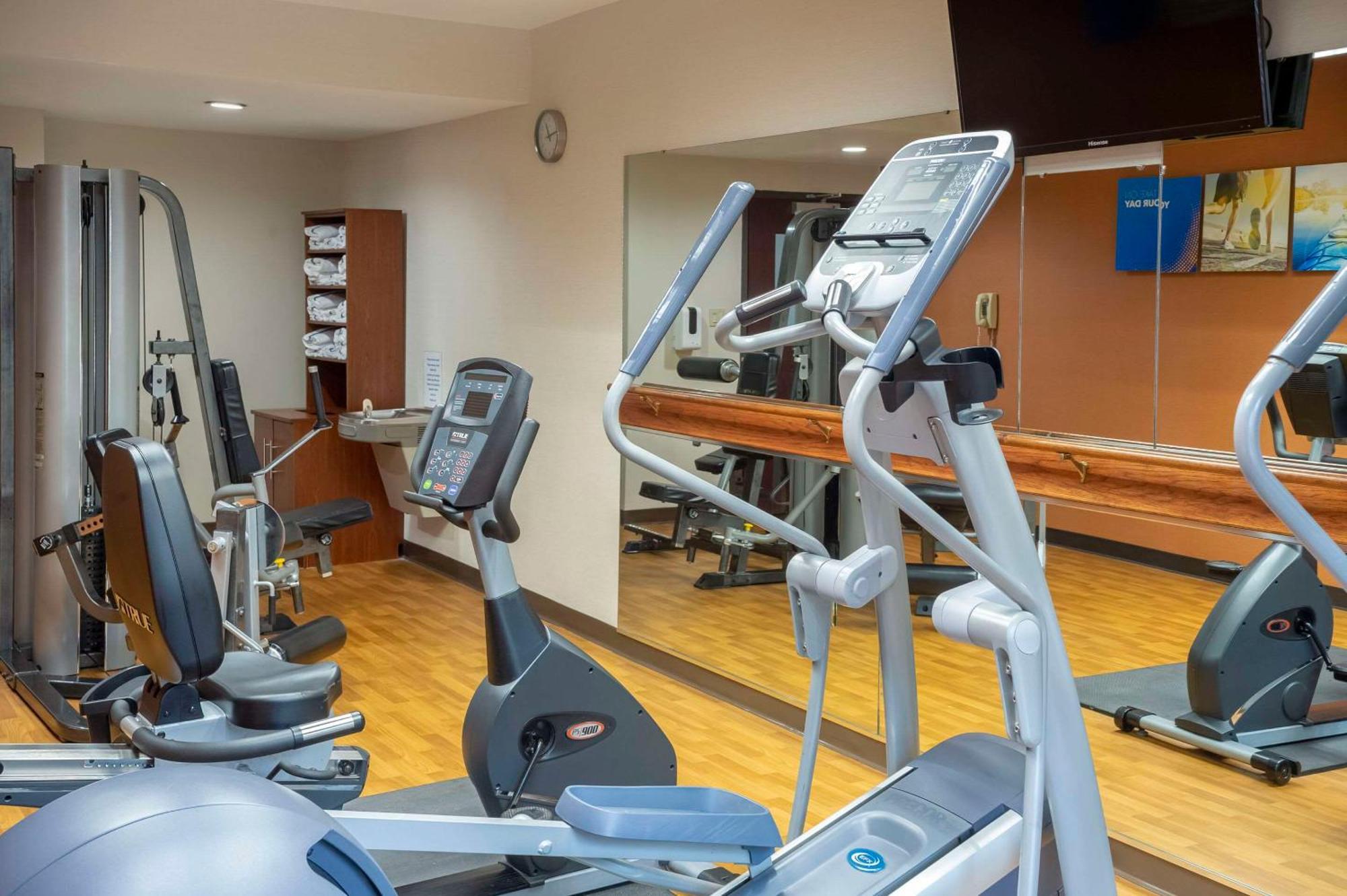 Comfort Suites Outlet Center Asheville Dış mekan fotoğraf