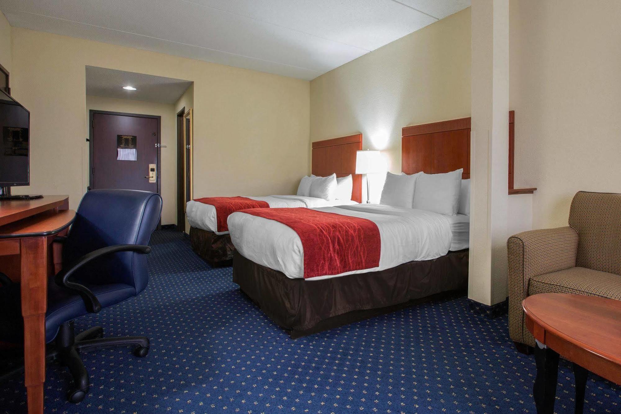 Comfort Suites Outlet Center Asheville Dış mekan fotoğraf