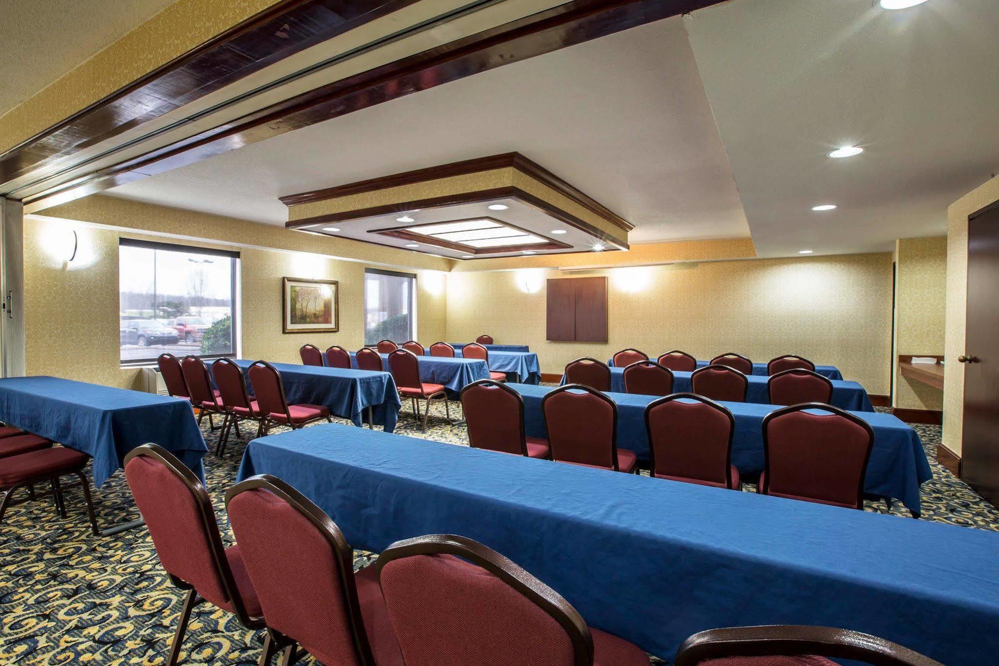 Comfort Suites Outlet Center Asheville Dış mekan fotoğraf