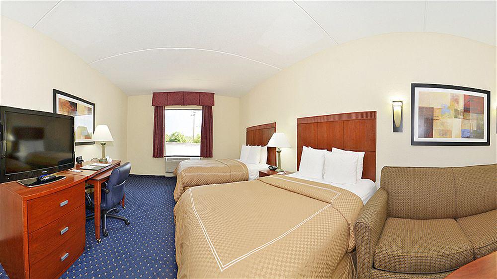 Comfort Suites Outlet Center Asheville Dış mekan fotoğraf